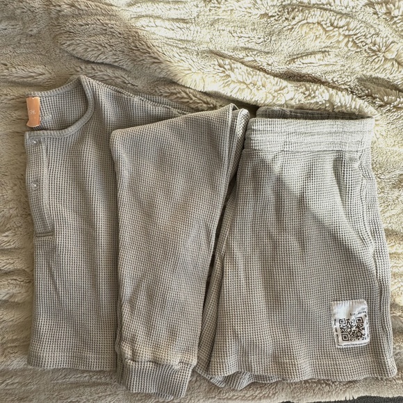 GIRL CRUSH LOUNGEWEAR / PJ SET - Picture 1 of 8